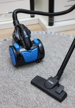 Ηλεκτρική Σκούπα χωρίς σακούλα FLORIA ZLN-3468 700W, φίλτρο HEPA 13, κυκλωνική διήθηση, χωρητικότητα 1.8L, μπλε-μαύρο - Image 5